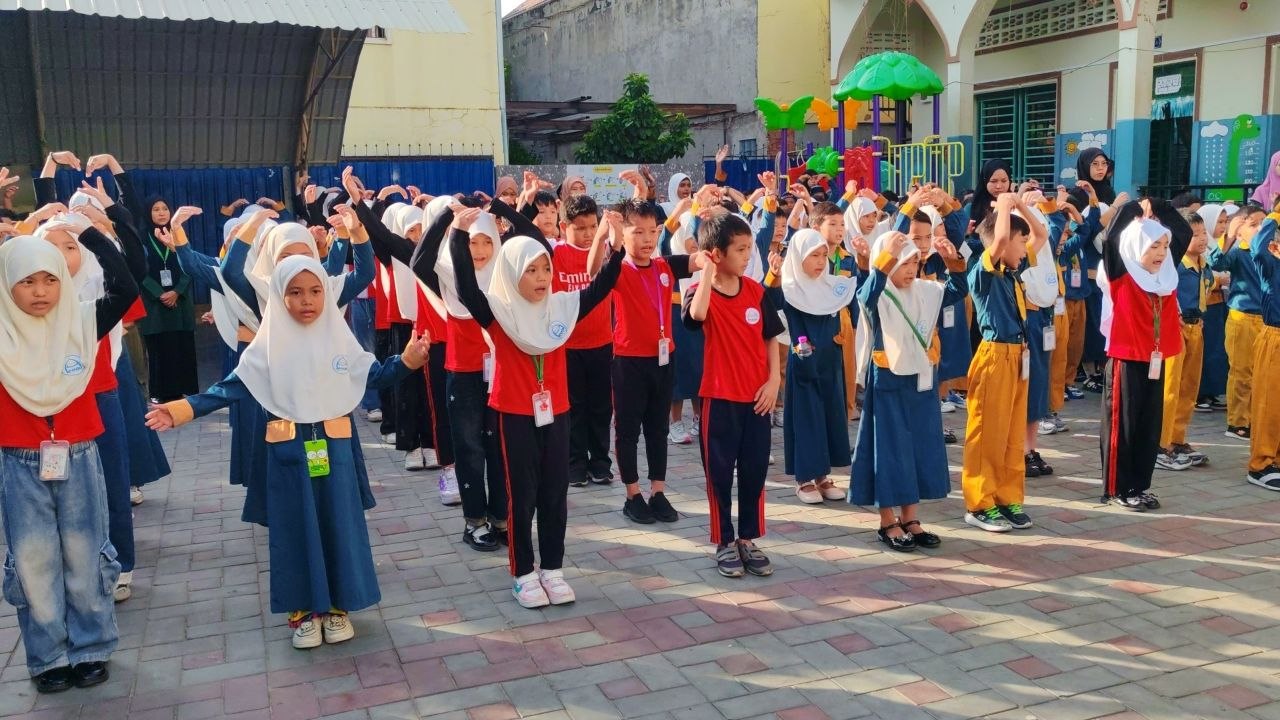 កម្មវិធីតម្រង់ជួរ